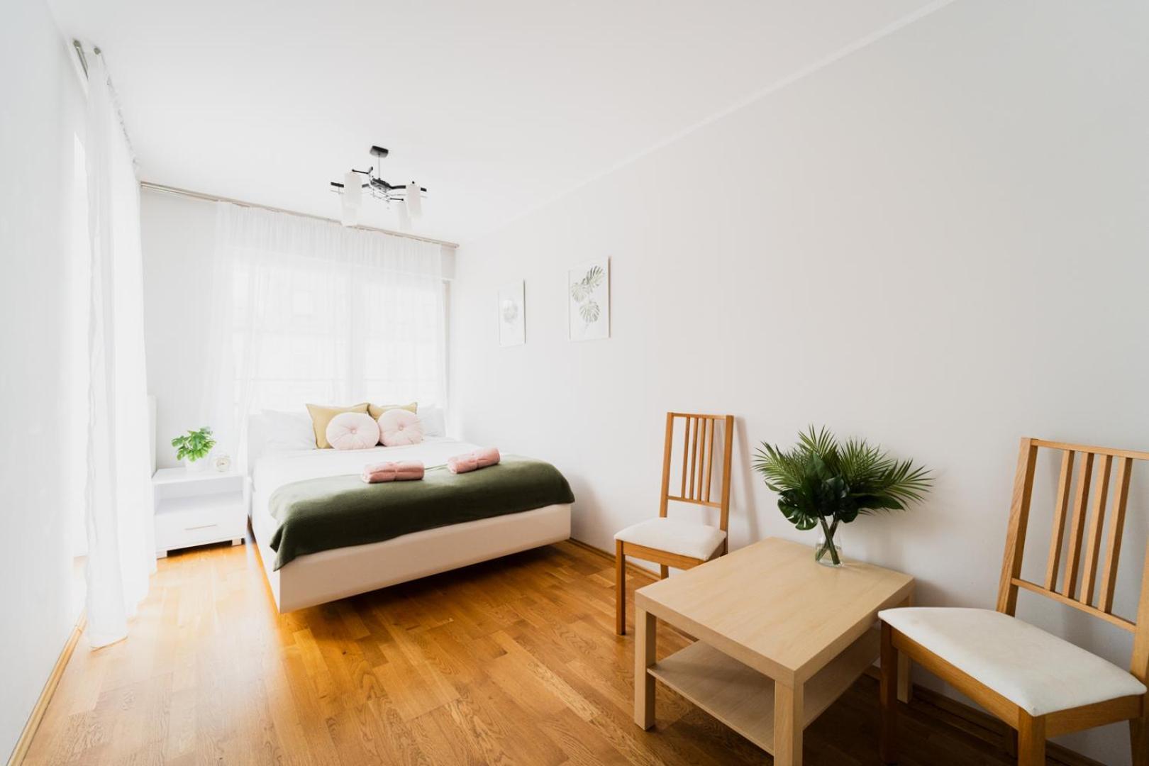 Apart City Center - 3 Rooms - Parking Place Wroclaw Bagian luar foto