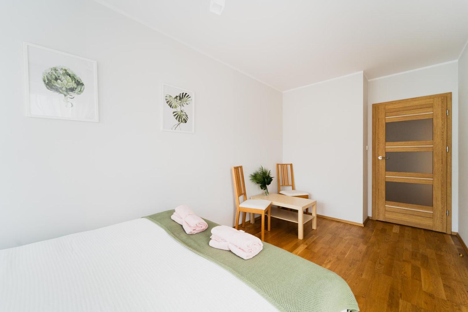 Apart City Center - 3 Rooms - Parking Place Wroclaw Bagian luar foto